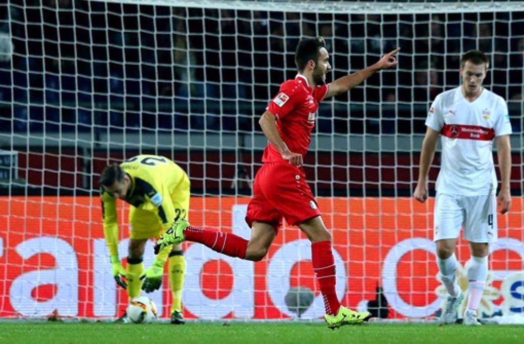 Kenan Karaman nach seinem Treffer zum 1:0 für Hannover.