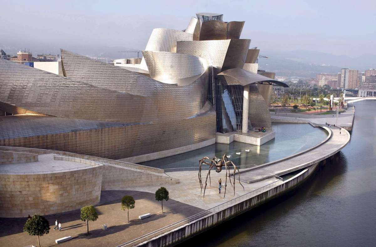 Architektur als Publikumsmagnet: Das Guggenheim-Museum macht Bilbao zum Ziel vieler Kulturtouristen – und hütet eine große Picasso-Sammlung.