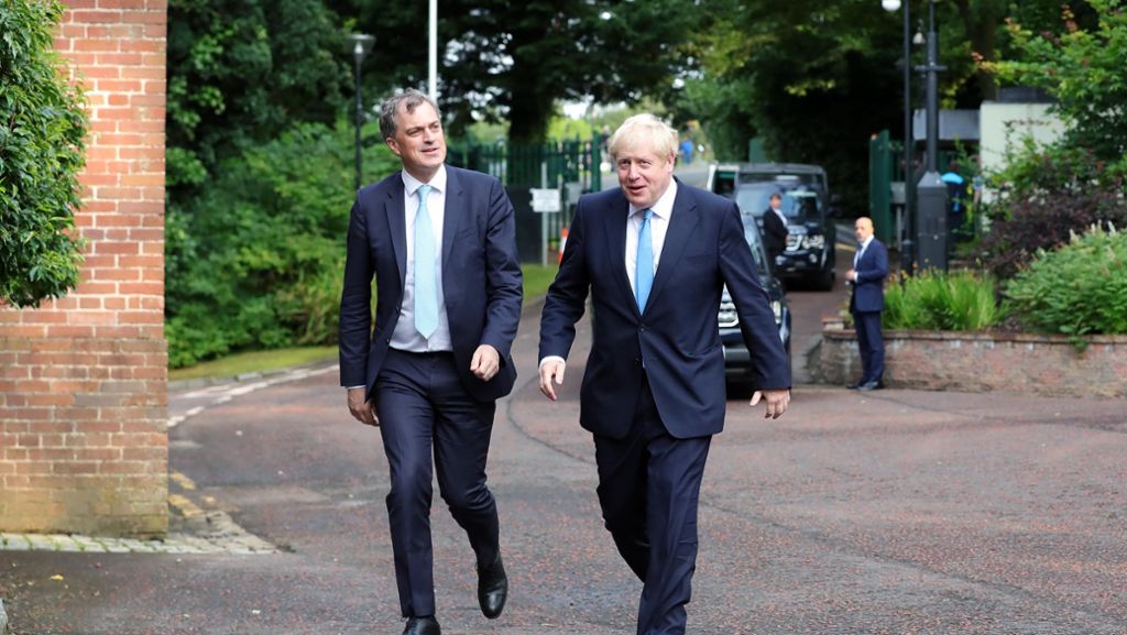 Nordirland-Reise: Premier Boris Johnson muss heftige Kritik einstecken