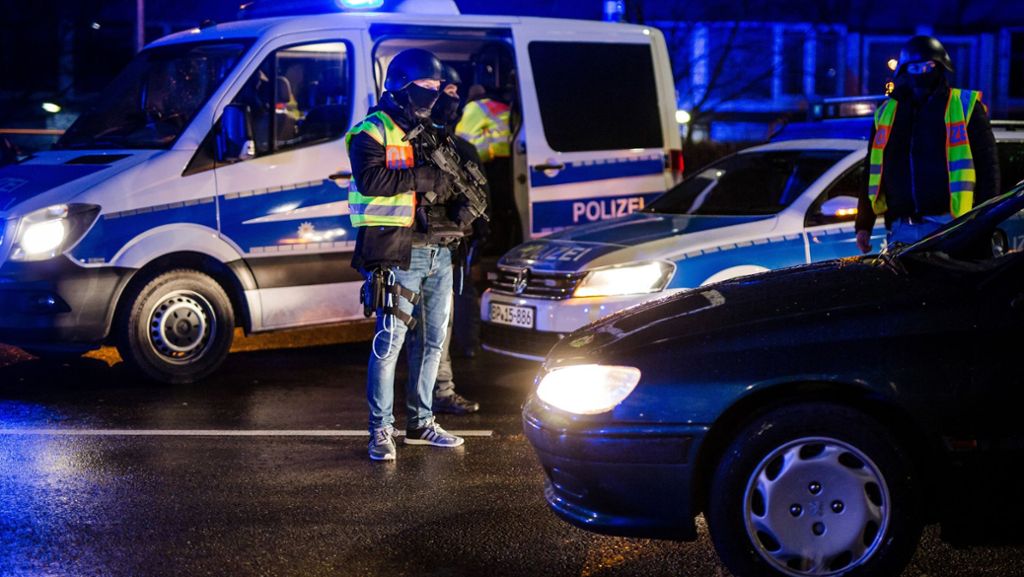 Anschlag in Straßburg: Lange Wartezeiten bei Kontrollen an Grenze zu Frankreich