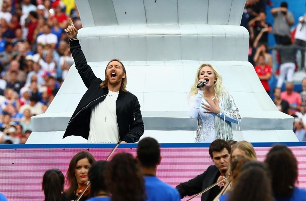 Den musikalischen Part übernahmen David Guetta und Zara Larsson.