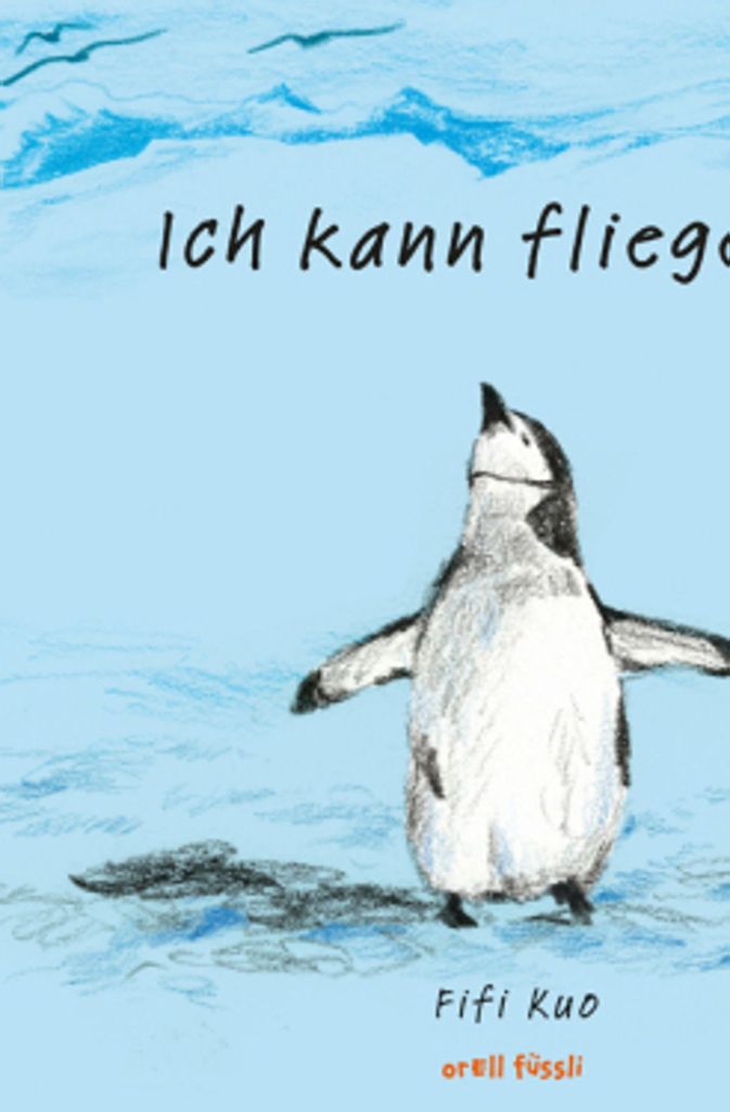 Fifi Kuo: Ich kann fliegen! Aus dem Englischen von Seraina Maria Siev. Ab 4 Jahren. Ein kleiner Pinguin gibt sich mächtig Mühe, fliegen zu lernen. Charmante Kreidezeichnungen zeigen, wie sein Traum anders als gedacht wahr wird. Manchmal muss man einfach nur die Perspektive wechseln. (hoc)