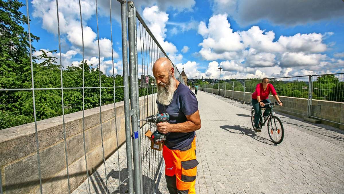 Pliensaubrücke: Fahrradfahrer dürfen bald wieder auf der Brücke fahren