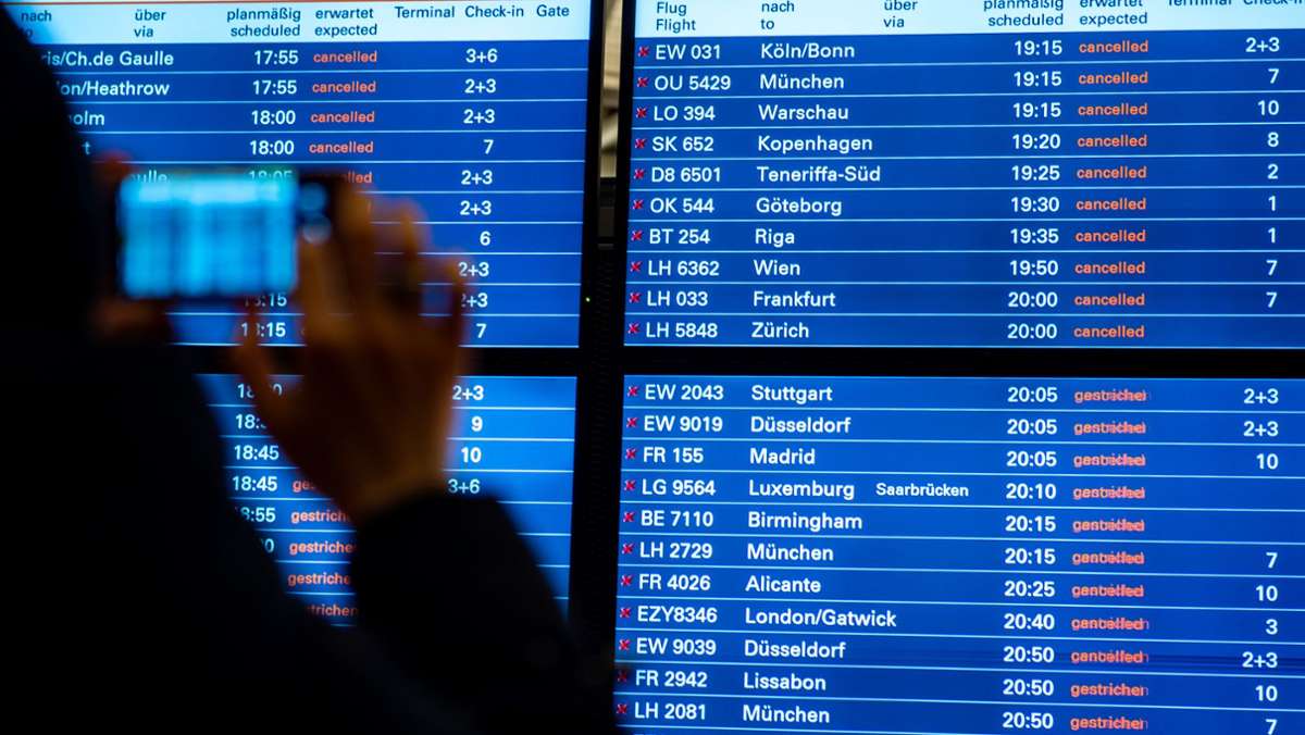 Kosten abgesagter Flüge: Airlines ignorieren Verbraucherrechte