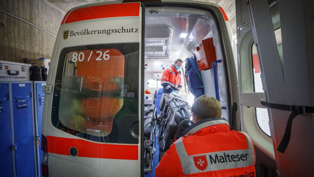 Rems-Murr-Kreis verbessert die Notfallrettung: Rettungswache  jetzt 24 Stunden in Bereitschaft