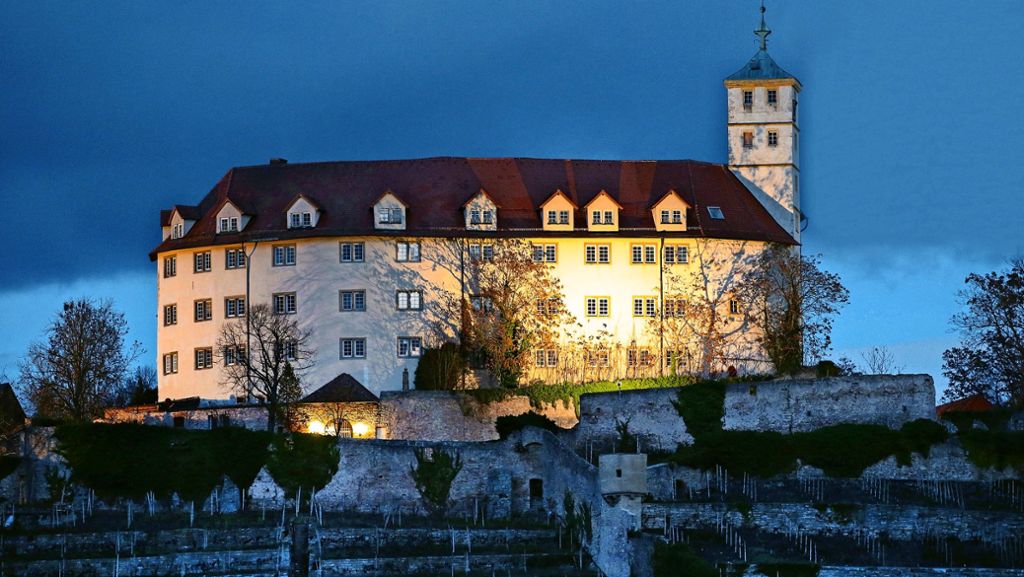  Dass die Grafen von Württemberg den Kreis Ludwigsburg stark beeinflusst haben, ist bekannt. Im Mittelalter prägten aber auch andere adlige Familien das Gebiet des heutigen Landkreises. Viele Bauten zeugen davon. 