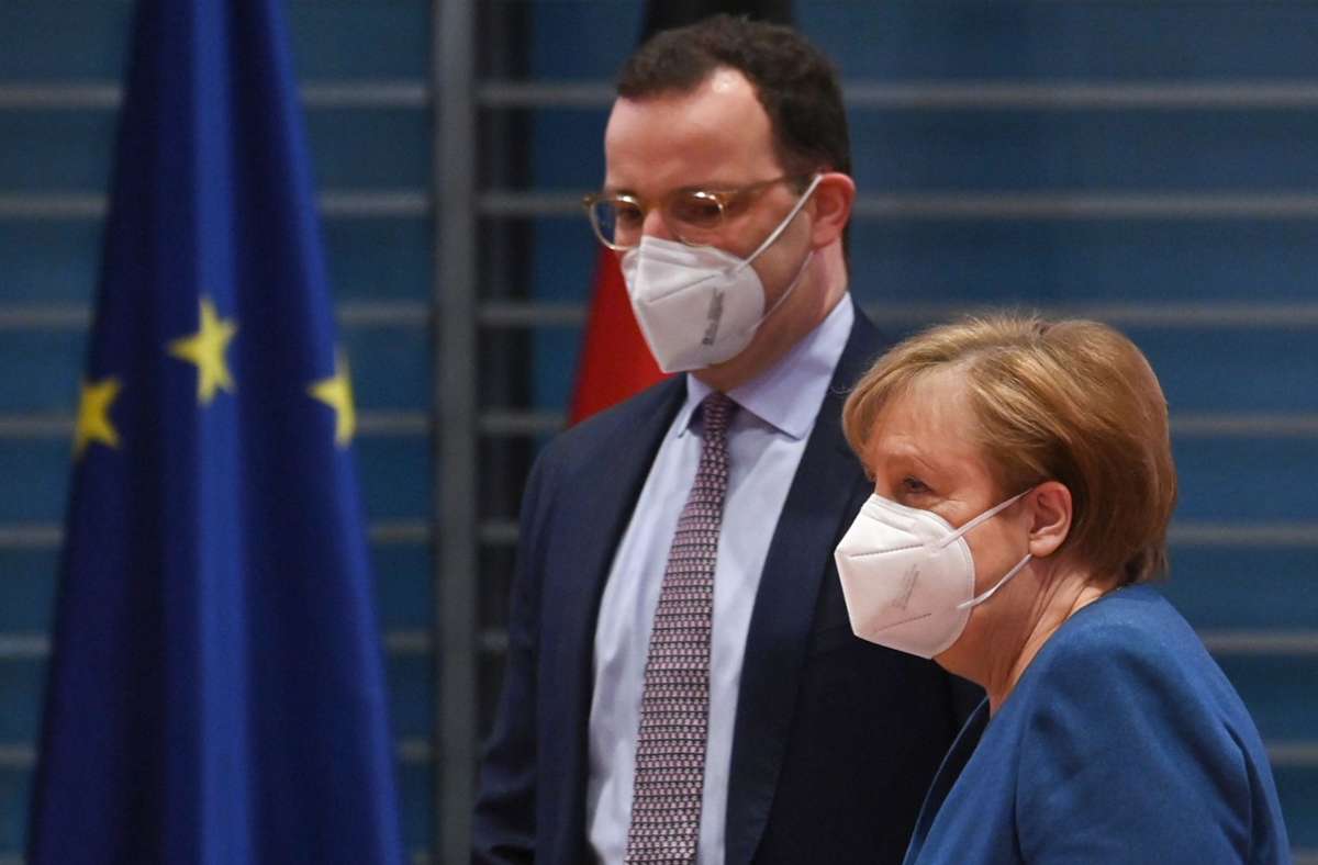 Kanzlerin Angela Merkel mit Gesundheitsminister Jens Spahn. Foto: dpa/John Macdougall