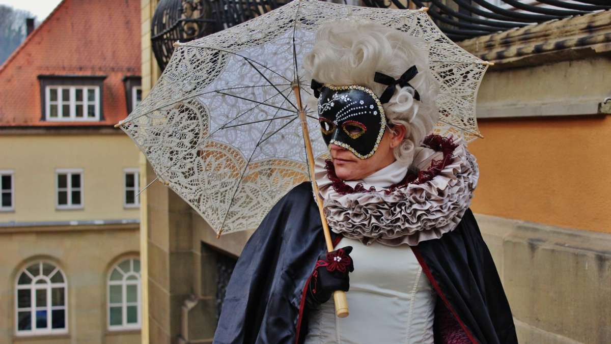 „Masquerade“ in  Stuttgart: Auf Schloss Solitude trifft man sich zum Maskenball