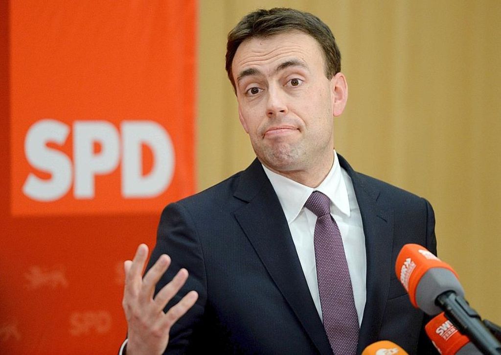 Nils Schmid hat am Montagabend nach einer Sitzung des SPD-Landesvorstands die Beteiligung an einer CDU-SPD-FDP-Koalition ausgeschlossen.