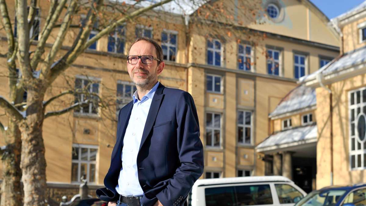 Mobbingvorwürfe an  Gymnasium in Stuttgart: Schulkonflikt: Ministerium  räumt Lücke im Gesetz ein