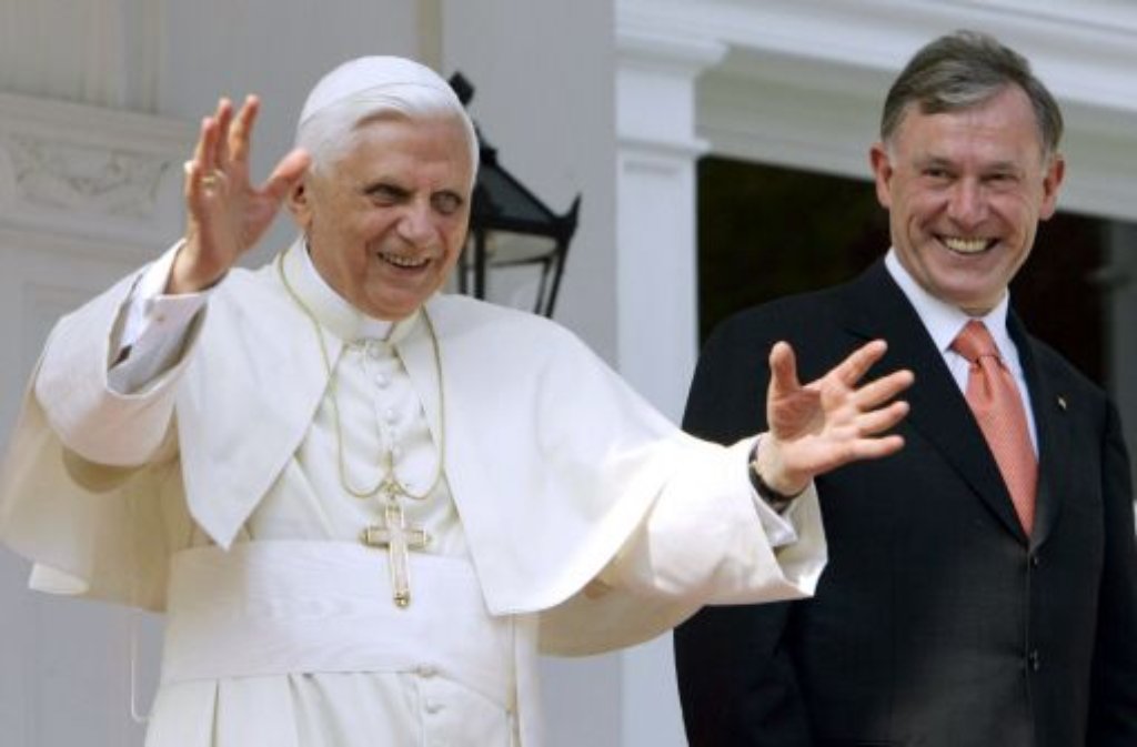 ...Benedikt XVI. Der Papst verbreitete heilige Stimmung auf dem Weltjugendtag in Bonn. Die Aufgaben eines Bundespräsidenten sind vielfältig. Auch die tierische Klientel...