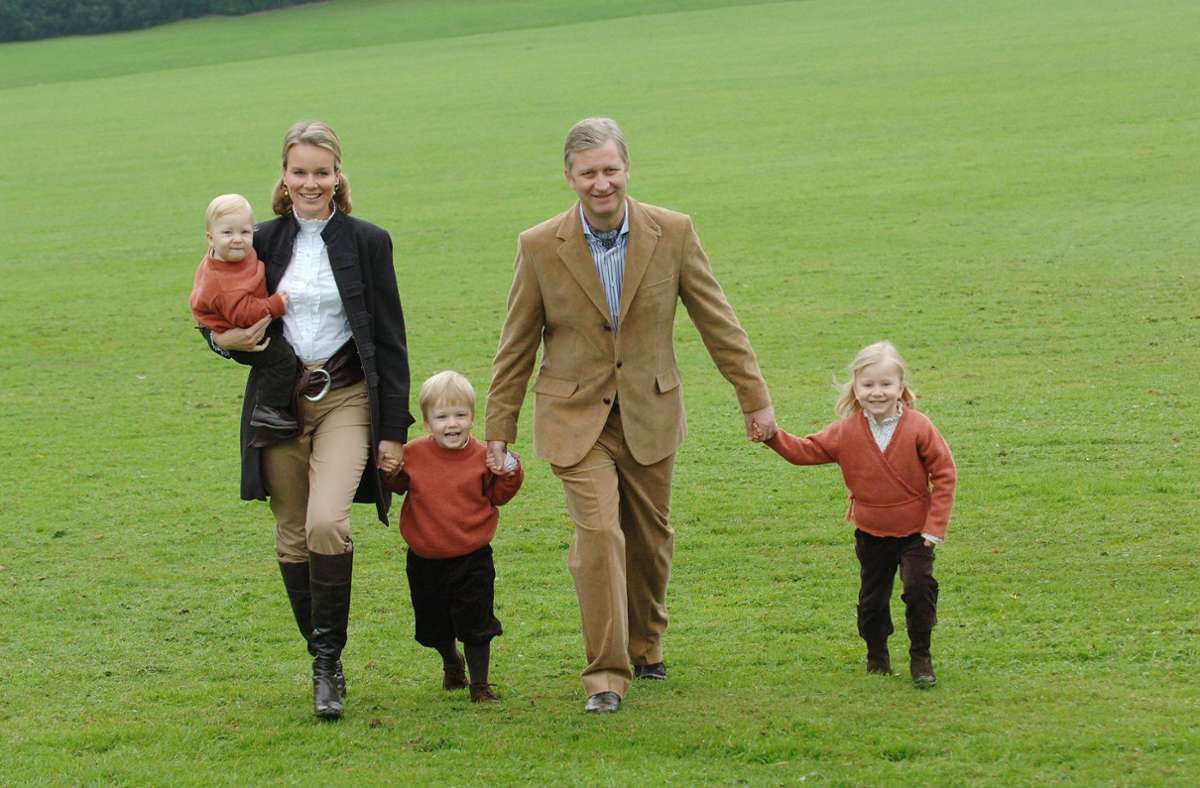Kronprinz Philippe und Kronprinzessin Mathilde haben vier Kinder: Elisabeth, Gabriel, Emmanuel ....