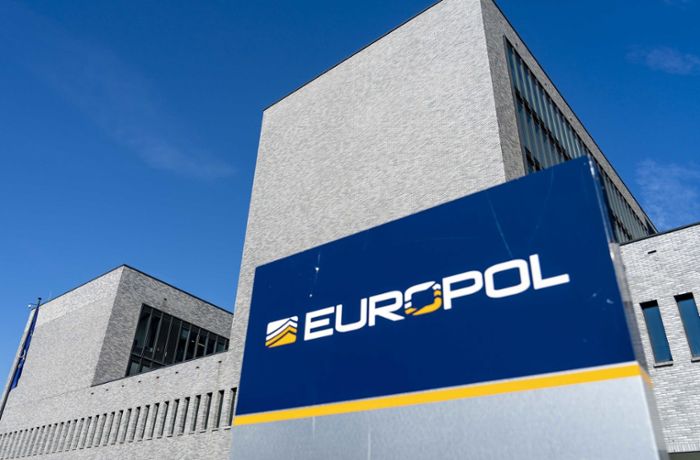 Trickbetrug mit Europol zielt auf jüngere Opfer