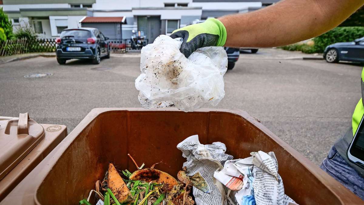 Abfall im Kreis Ludwigsburg: Die Fahndungserfolge der Biomüll-Detektive