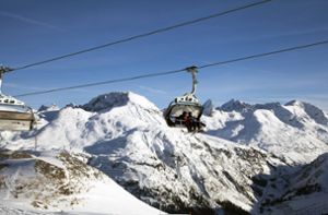Deutscher Skifahrer muss nach Sturz reanimiert werden