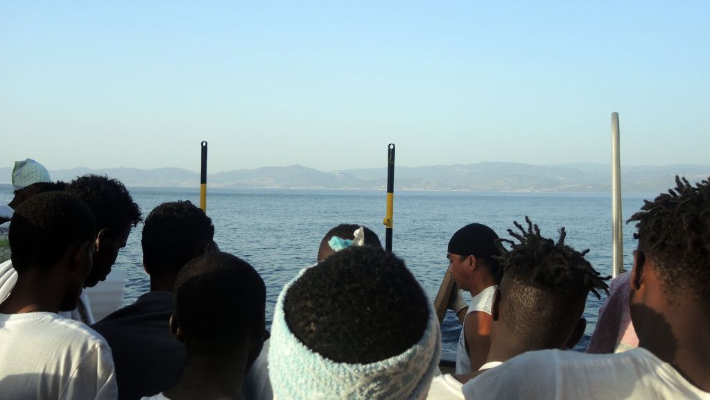 Flüchtlingsroute nach Italien: Wegen libyscher Miliz erreichen weniger Flüchtlinge Europa