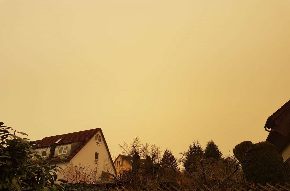 Wetterexperten vermuten: Saharastaub färbte Stuttgarts Himmel gelb. Foto: Henning Jochum/StZN