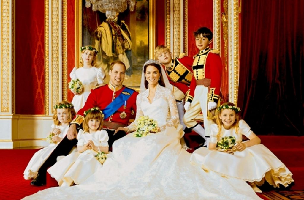 29. April 2012: Ein Jahr sind William und Kate nun verheiratet. Bis auf einige Auslandsreisen hat sich das Paar im ersten Jahr nach der Hochzeit bedeckt gehalten.