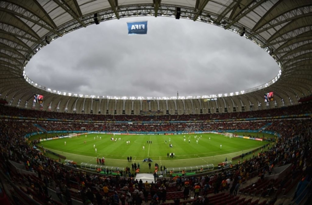Estádio Beira-Rio, Porto Alegre: 50.287 Plätze. Spiele bei der WM 2014: Frankreich – Honduras 3:0, Australien – Niederlande 2:3, Südkorea – Algerien 2:4, Nigeria – Argentinien 2:3, Deutschland – Algerien 2:1 n.V.