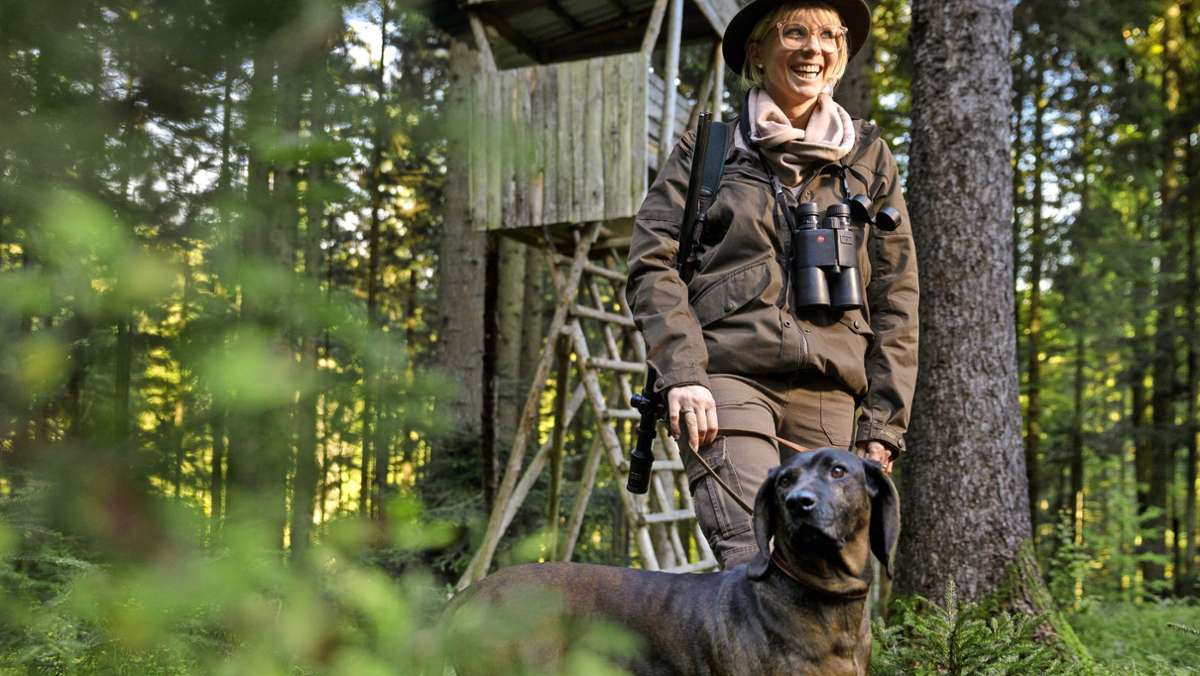  Stefanie Wolz ist passionierte Jägerin. Damit zählt die Mutter von drei Töchtern zu einer Minderheit. Nur zehn Prozent der Mitglieder im Landesjagdverband sind Frauen. 