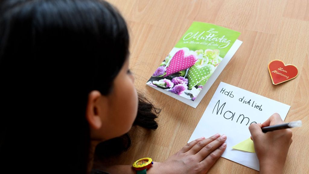 Schule in Brüssel erntet Kritik: Keine selbstgemachten Geschenke zum Muttertag