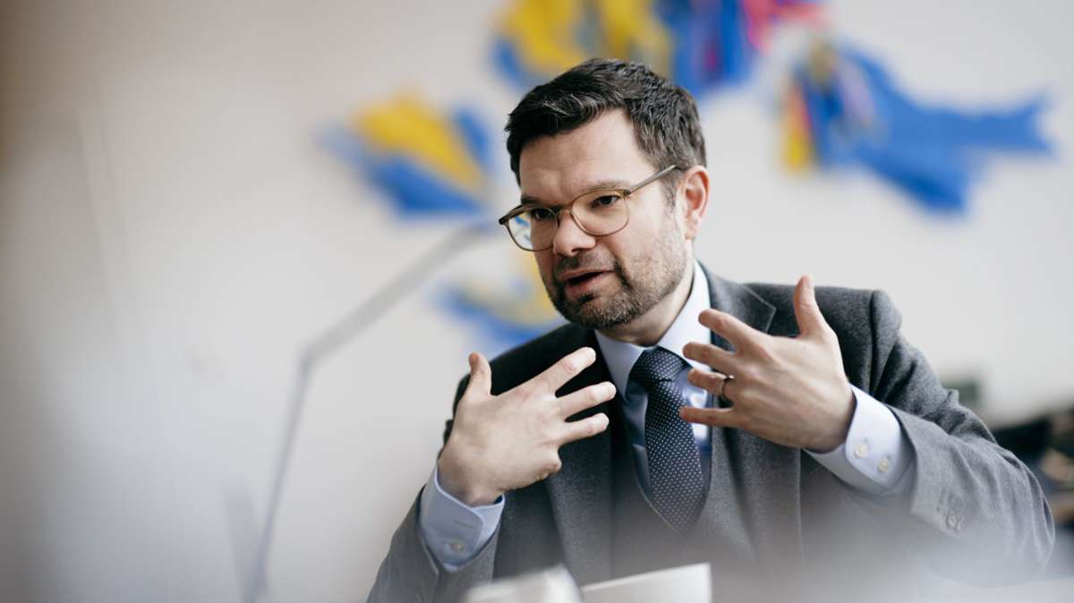 Justizminister Marco Buschmann (FDP) – die Uni Hohenheim ordnet seine formale Verständlichkeit im untersuchten Zeitraum mit 16,2 ein.
