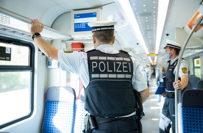 Heftiger Vorfall in der S-Bahn: Unbekanntem mit dem Tod gedroht