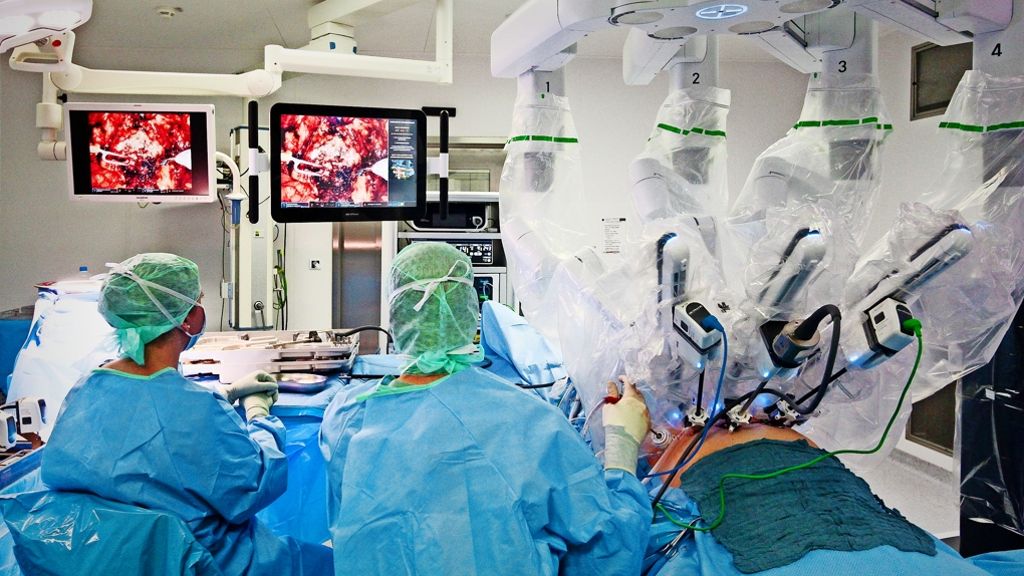 Klinikum Ludwigsburg: Ein Roboter erobert den Operationssaal