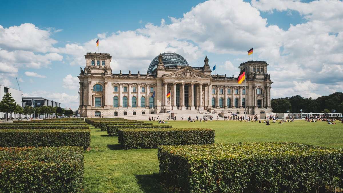 Auch in deutschen Parlamenten wurde schon gerauft: Handgreifliche Politik