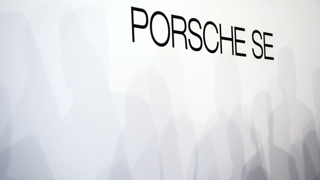  Der Gewinn bei der VW-Dachgesellschaft Porsche SE ist deutlich gestiegen. Somit hat sich die Aufstockung der Anteile an Volkswagen ausgezahlt. 