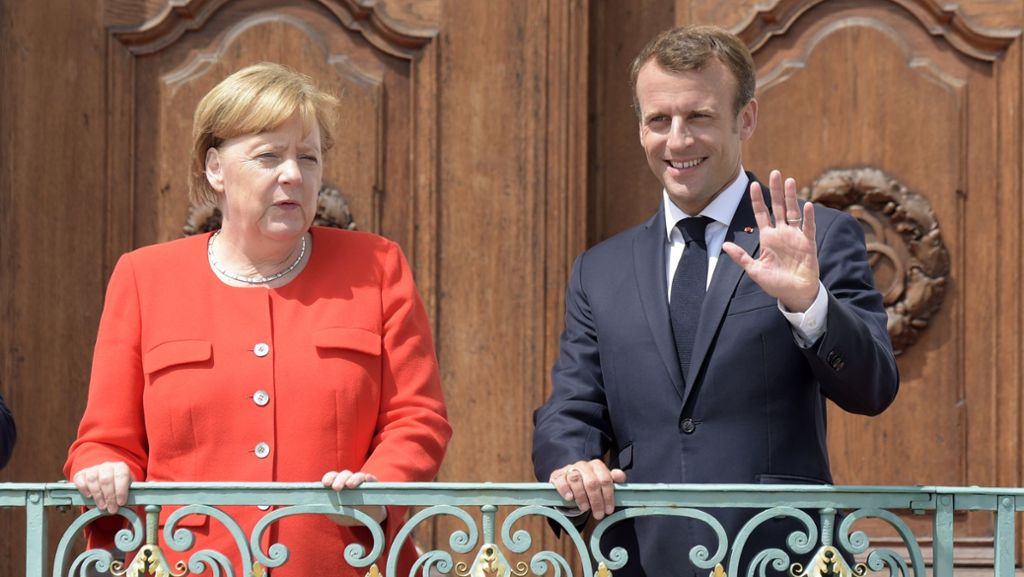  Die Begrüßung war gewohnt freundlich. Doch auf Merkel und Macron warteten bei ihren Beratungen in Meseberg große Probleme. Der unionsinterne Asylstreit könnte die EU-Reformen insgesamt verzögern. 