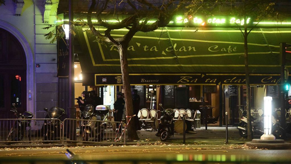  Bei den Terroranschlägen in Paris im November 2015 kamen insgesamt 130 Menschen ums Leben. Ein Franzose wurde nun verurteilt, weil er sich fälschlicherweise als Opfer ausgab. 