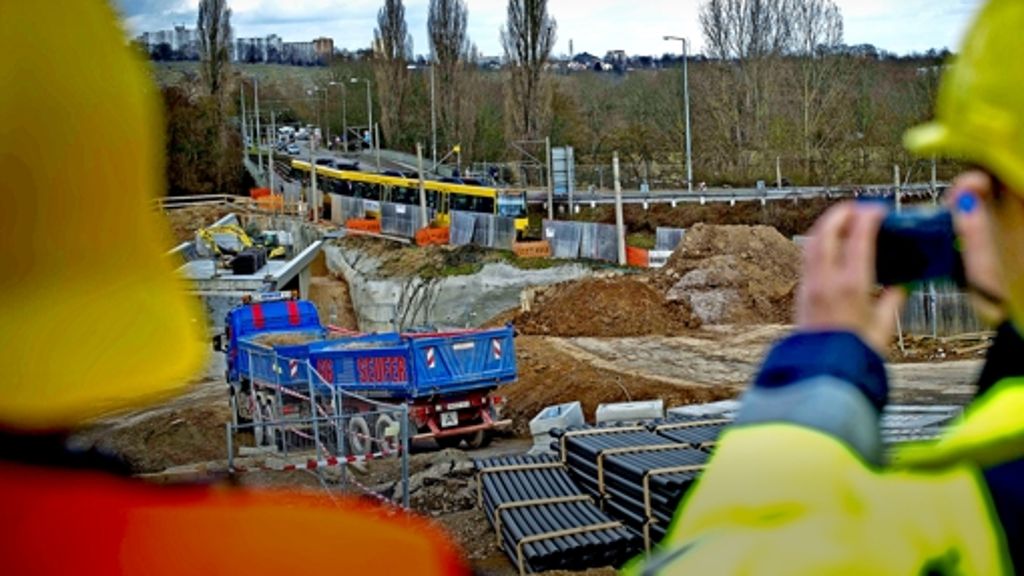 Stadtbahn U12 in Stuttgart: Tunnelpatin Waltraud öffnet die neue Röhre