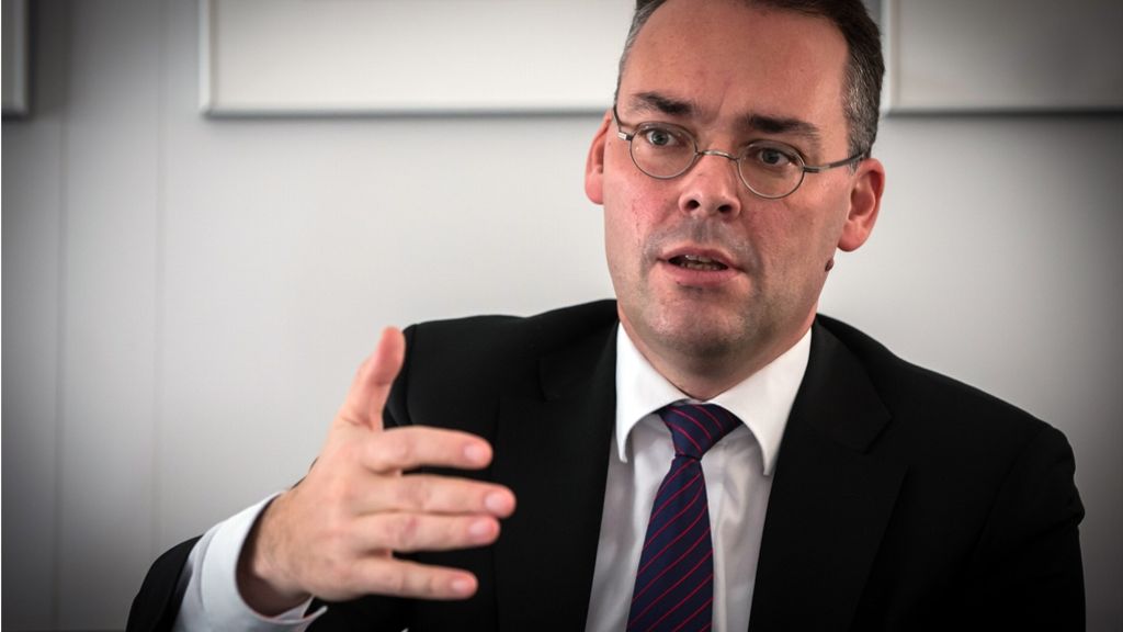  Der Europaminister der grün-roten Landesregierung kehrt der Politik den Rücken. Peter Friedrich wird auch nicht mehr als stellvertretender SPD-Landesvorsitzender kandidieren. 