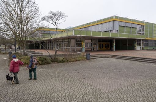 Für die Sanierung der Realschule bekommt die Stadt Renningen fast zwei Millionen Euro vom Land. Foto: Jürgen Bach