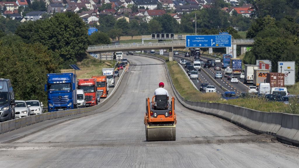Stuttgart: Autofahrer fürchten das Unfallrisiko Baustelle