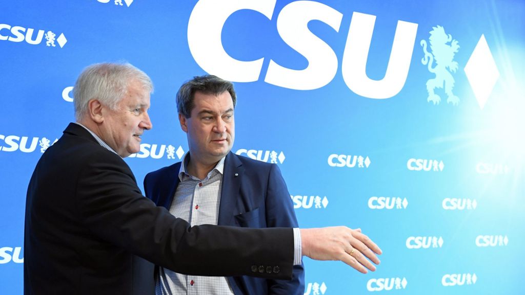  Die aktuellen Umfragen sind ein Desaster für die CSU. Horst Seehofer und Markus Söder wollten die Kanzlerin mir ihren rabiaten Forderungen in der Flüchtlingspolitik treffen. Das hat nicht geklappt. 
