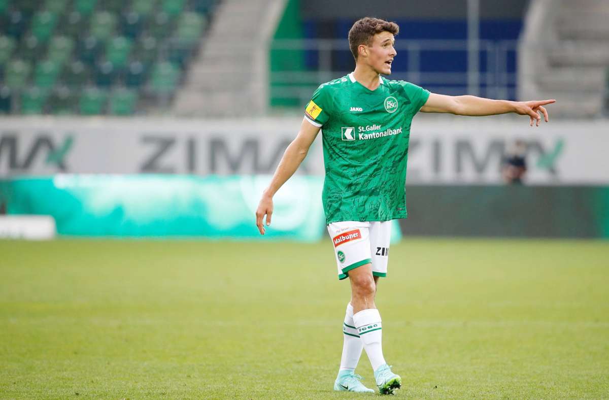 Leonhard Münst, bis 30.6.23, FC St. Gallen: Münst schafft es aktuell nicht in den Kader der ersten Mannschaft, kommt aber für die zweite regelmäßig zum Einsatz, zuletzt zweimal über 90 Minuten.