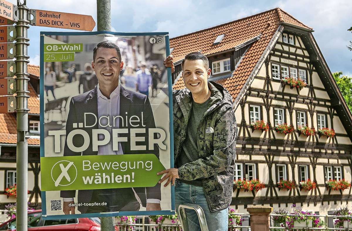 Daniel Töpfer geht mit einem neuen Plakat in den Wahlkampf-Endspurt.