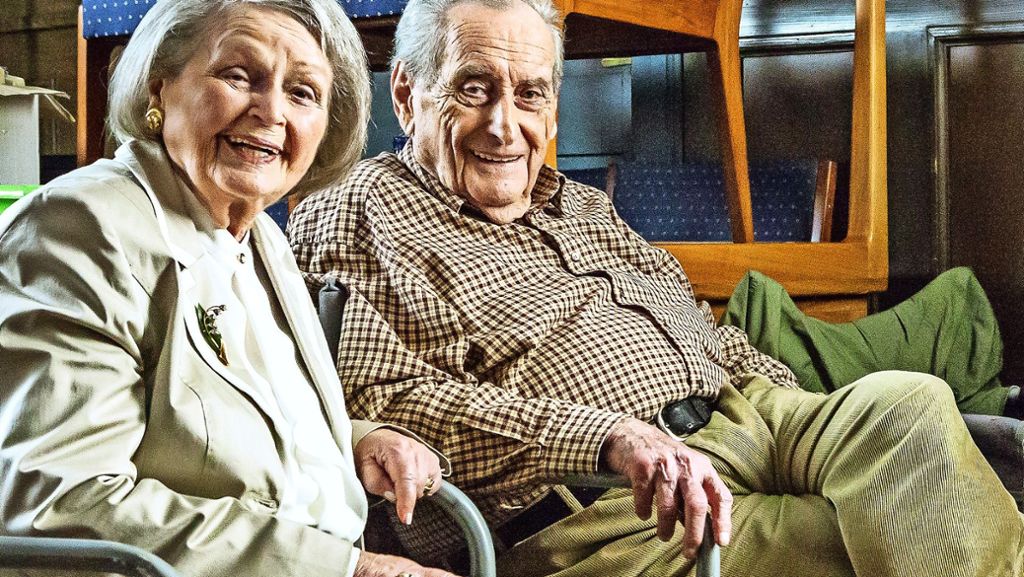  Sie ist 91, er 93 Jahre alt – zusammen sind sie das wohl älteste noch aktive Schauspielerpaar der Welt. Trudel Wulle und Walter Schultheiß drehen gerade für die schwäbische Kinokomödie „Laible und Frisch“. 