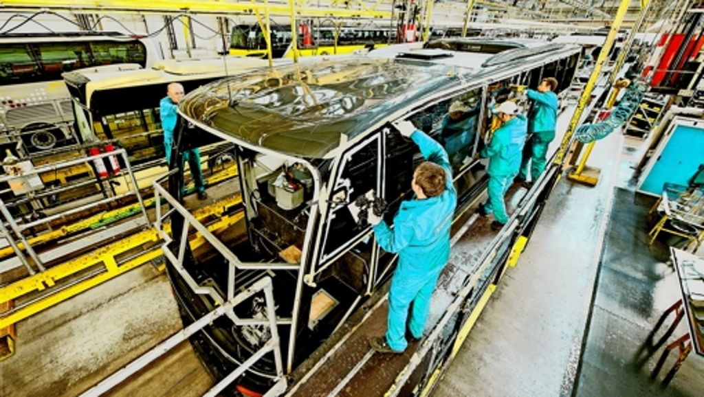 Nutzfahrzeughersteller: Busmarkt klafft für Daimler auseinander