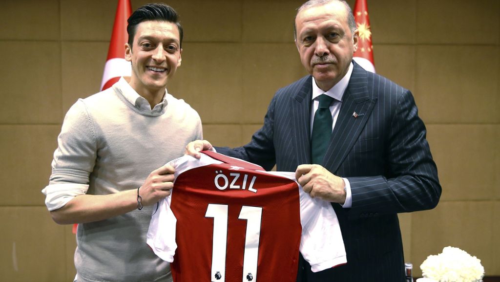 Gündogan und Özil treffen Erdogan: „Özil endlich mal auffälligster Spieler“