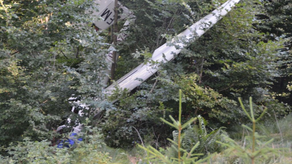 Schwäbische Alb: 19-jähriger Fellbacher stirbt bei Absturz mit Segelflugzeug