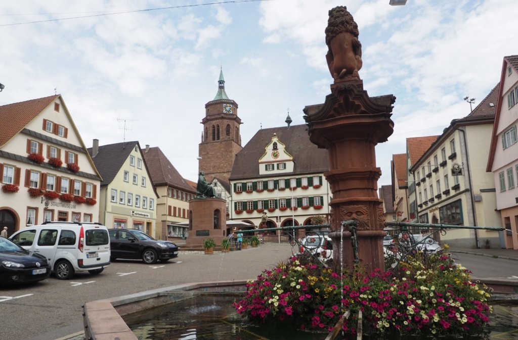 Das Herz der Keplerstadt und Start der Ulrichsrunde: Der Marktplatz.