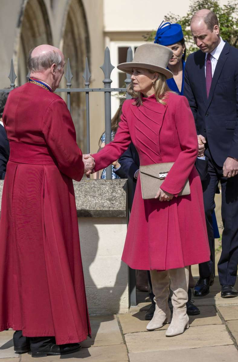 Herzogin Sophie trug einen großen Hut.