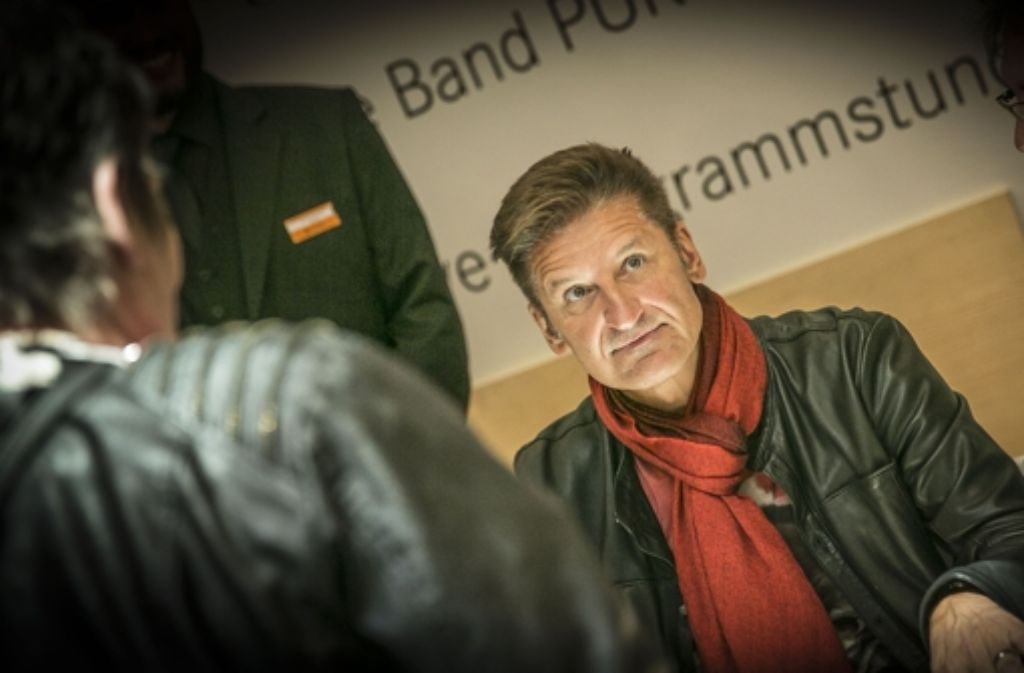 Die deutsche Band Pur hat noch immer viele Fans, wie sich auch am Dienstag bei der Autogrammstunde in Stuttgart zeigte.