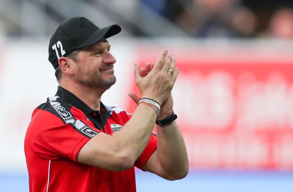 Steffen Baumgart stürmte in der Bundesliga einst für Hansa Rostock. Beim SC Paderborn ist er seit April 2017 Cheftrainer.