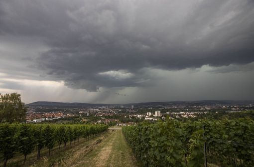 Auch in und um Stuttgart ist mit Unwettern zu rechnen (Archivbild). Foto: imago images/Simon Adomat