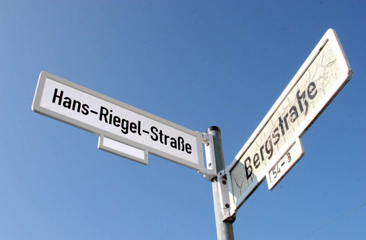 In Bonn gibt es auch eine Straße, die nach dem Haribo-Macher benannt ist.