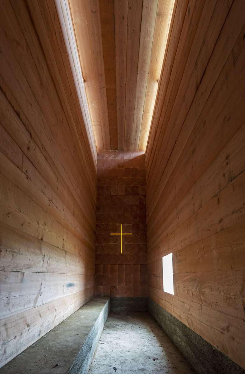 Kreuz und Fenster: Kapelle Unterliezheim von John Pawson